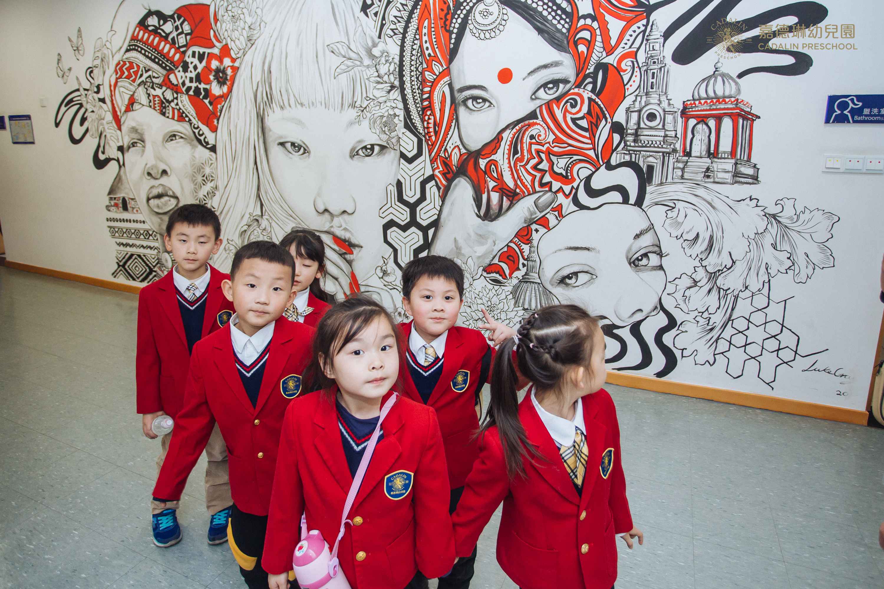 【毕业生小学初体验】Experience the primary school classroom and life.